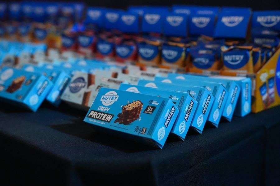 Barras de proteína Nutry expostas no evento